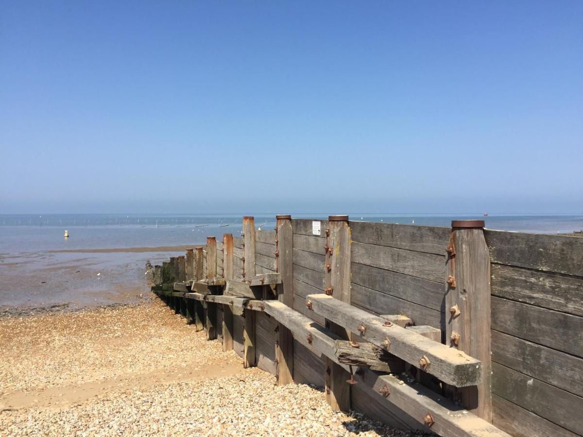 Whitstable The Jolly Exterior foto