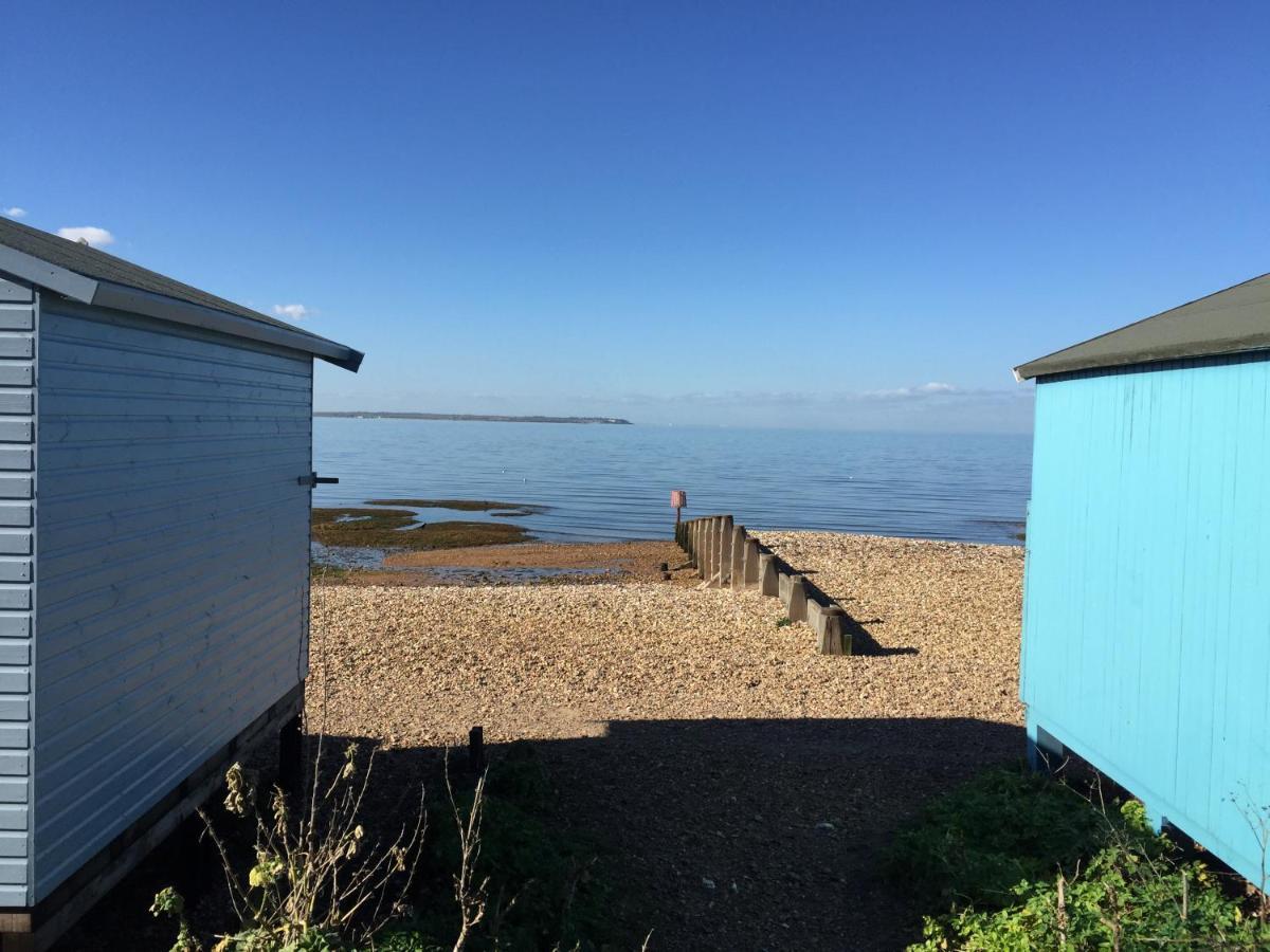 Whitstable The Jolly Exterior foto
